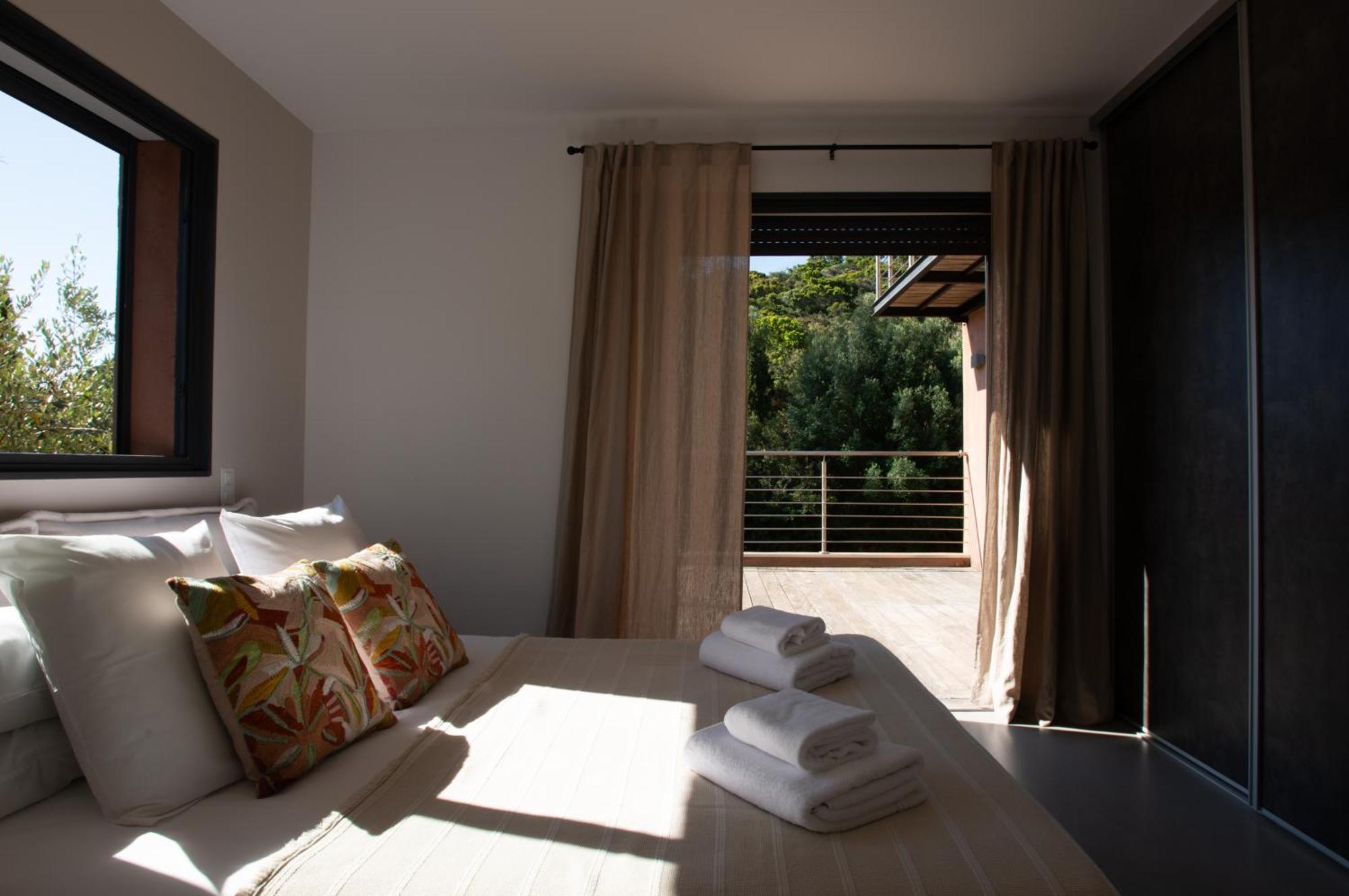 Villa Spinella - Tarra Zuria โบนิฟาซิโอ ภายนอก รูปภาพ